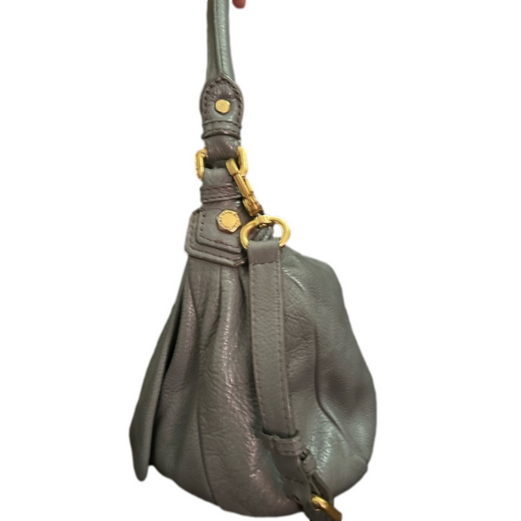 Marc by Marc Jacobs Crossbody Leather Purse with Gold Toned Hardware, Imperfect - Picture 6 of 10